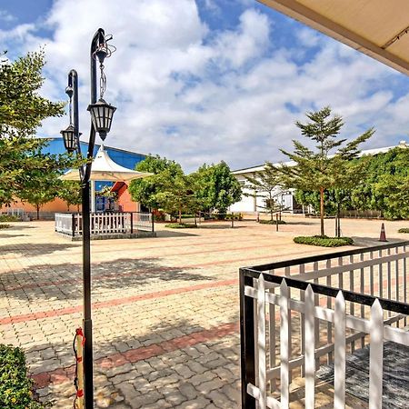 Rashi Comforts By Coastal Dine Hotel Dobbaspet Bagian luar foto