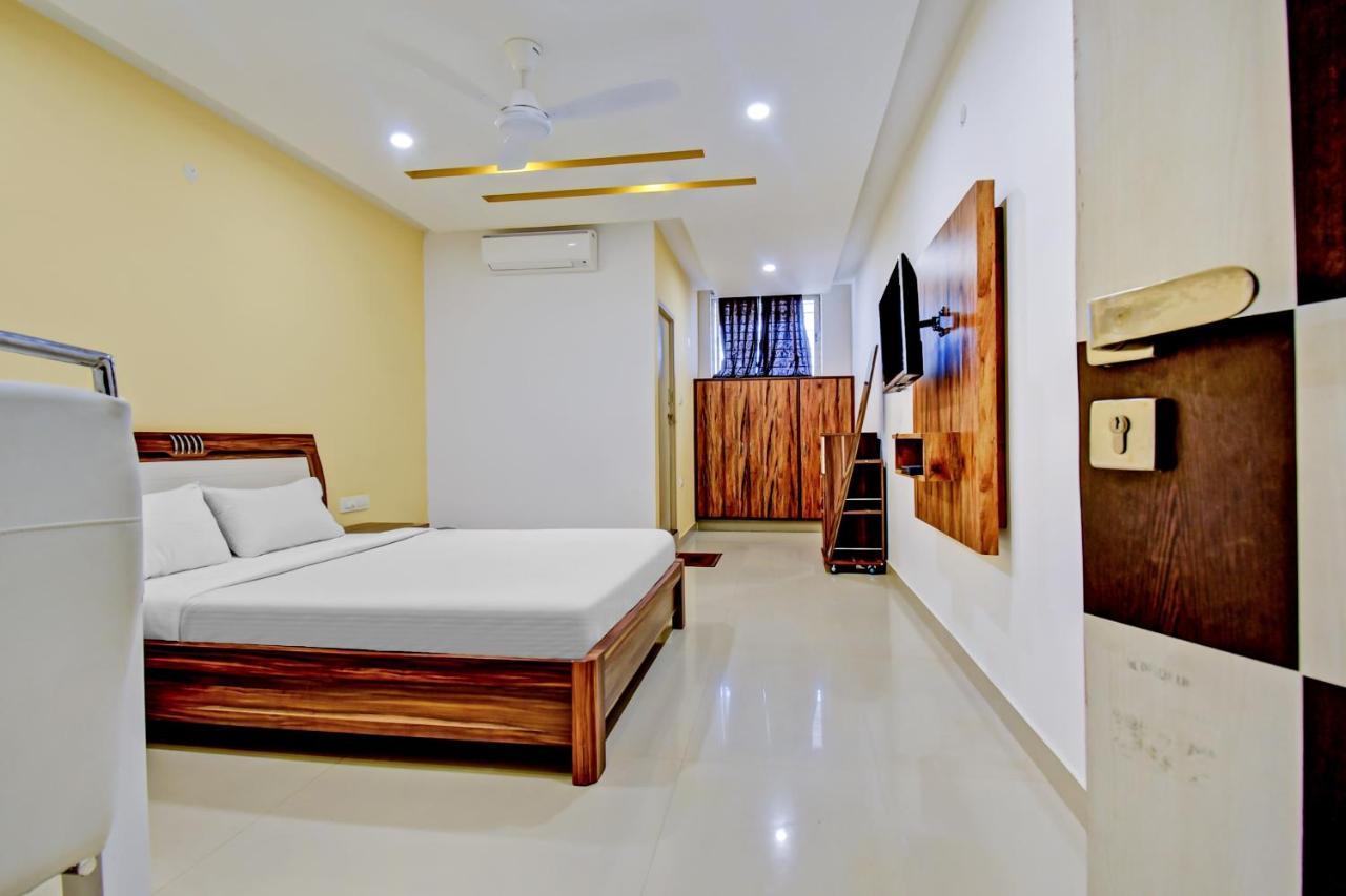 Rashi Comforts By Coastal Dine Hotel Dobbaspet Bagian luar foto