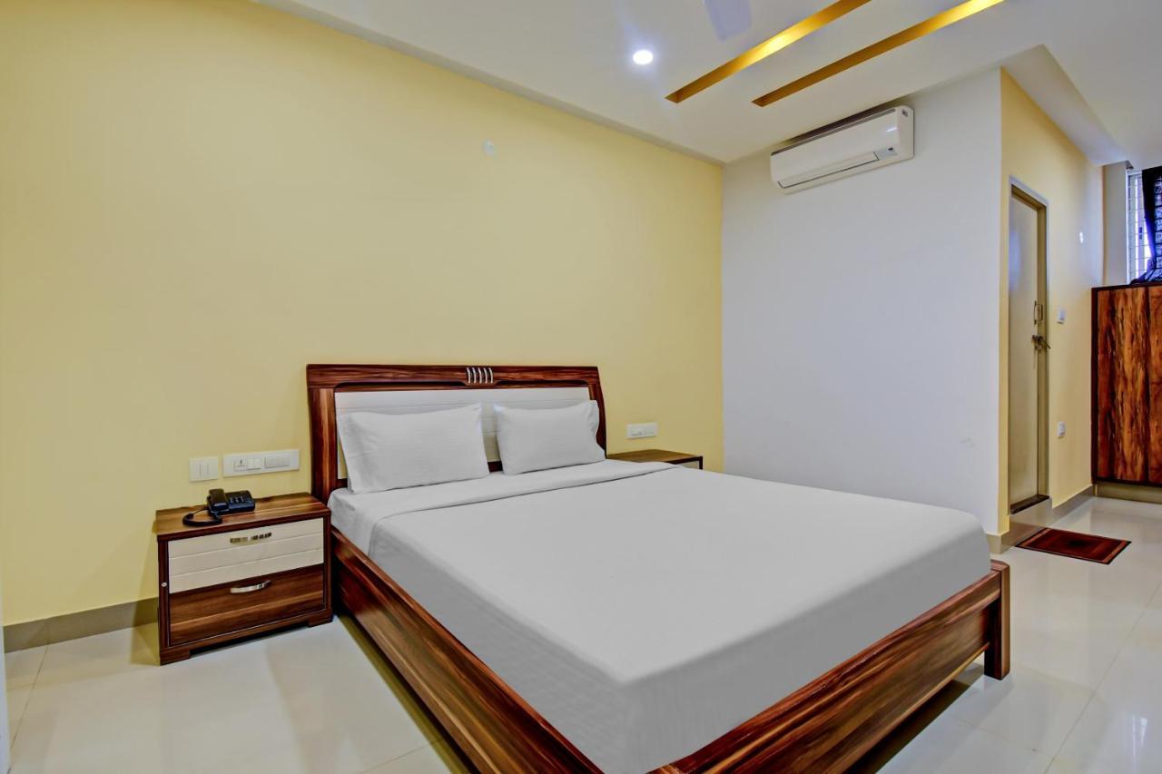 Rashi Comforts By Coastal Dine Hotel Dobbaspet Bagian luar foto