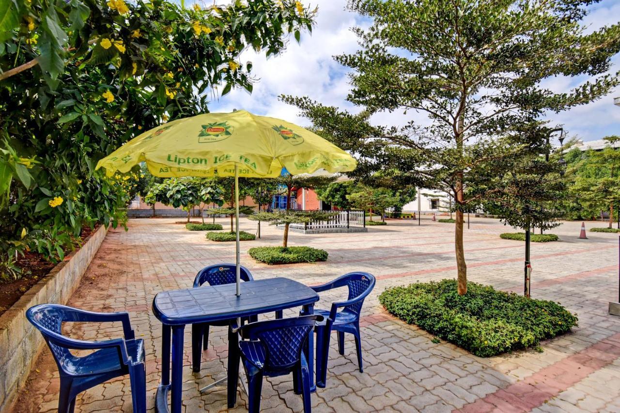 Rashi Comforts By Coastal Dine Hotel Dobbaspet Bagian luar foto